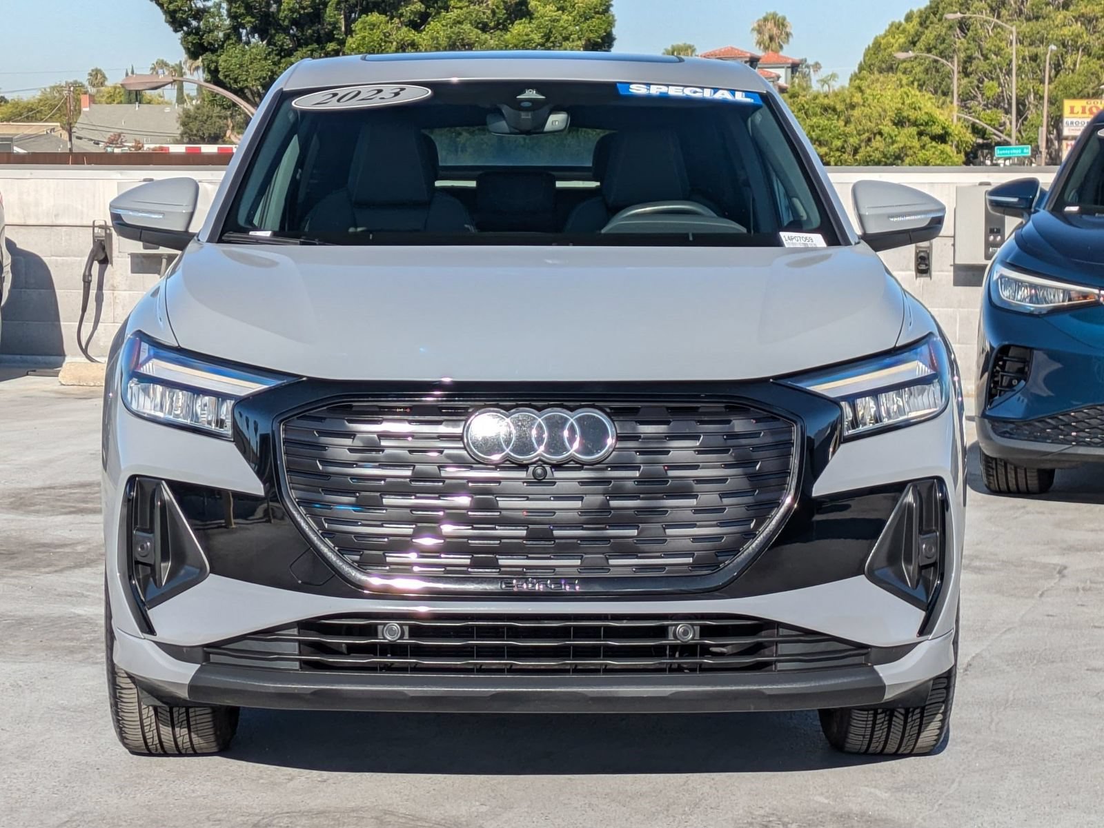 Used 2023 Audi Q4 e-tron Premium Plus w/ Premium Plus AWD/4WD image 6