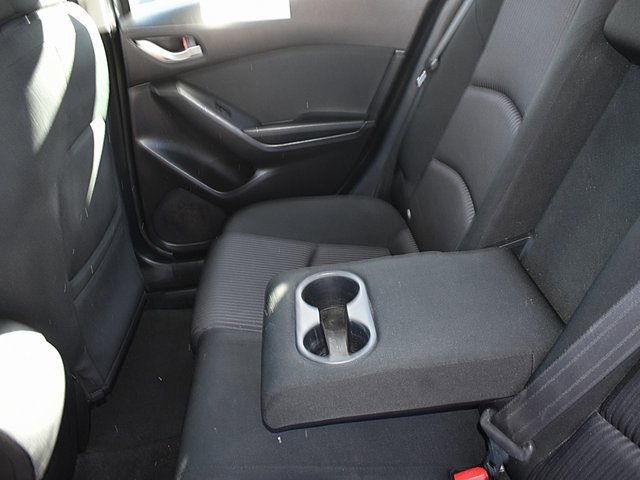 Used 2016 MAZDA MAZDA3 i Touring image 29