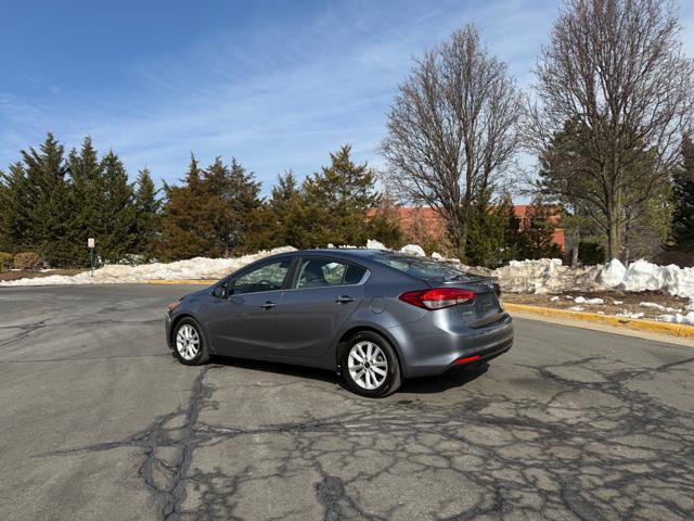 Used 2017 Kia Forte S w/ S Premium Package image 3