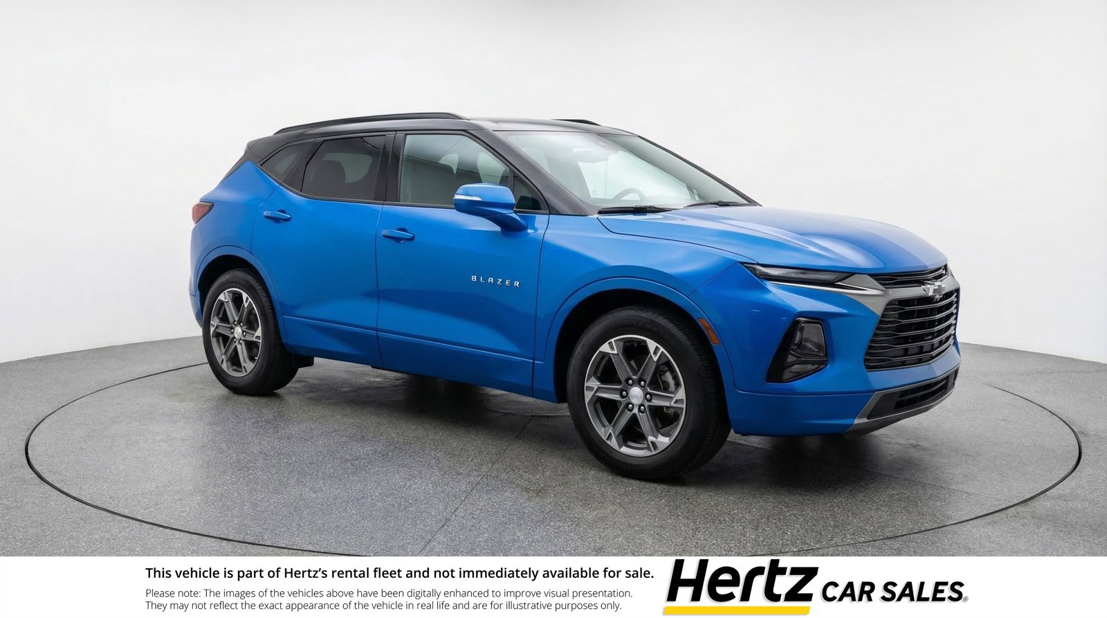 Used 2025 Chevrolet Blazer LT image 1