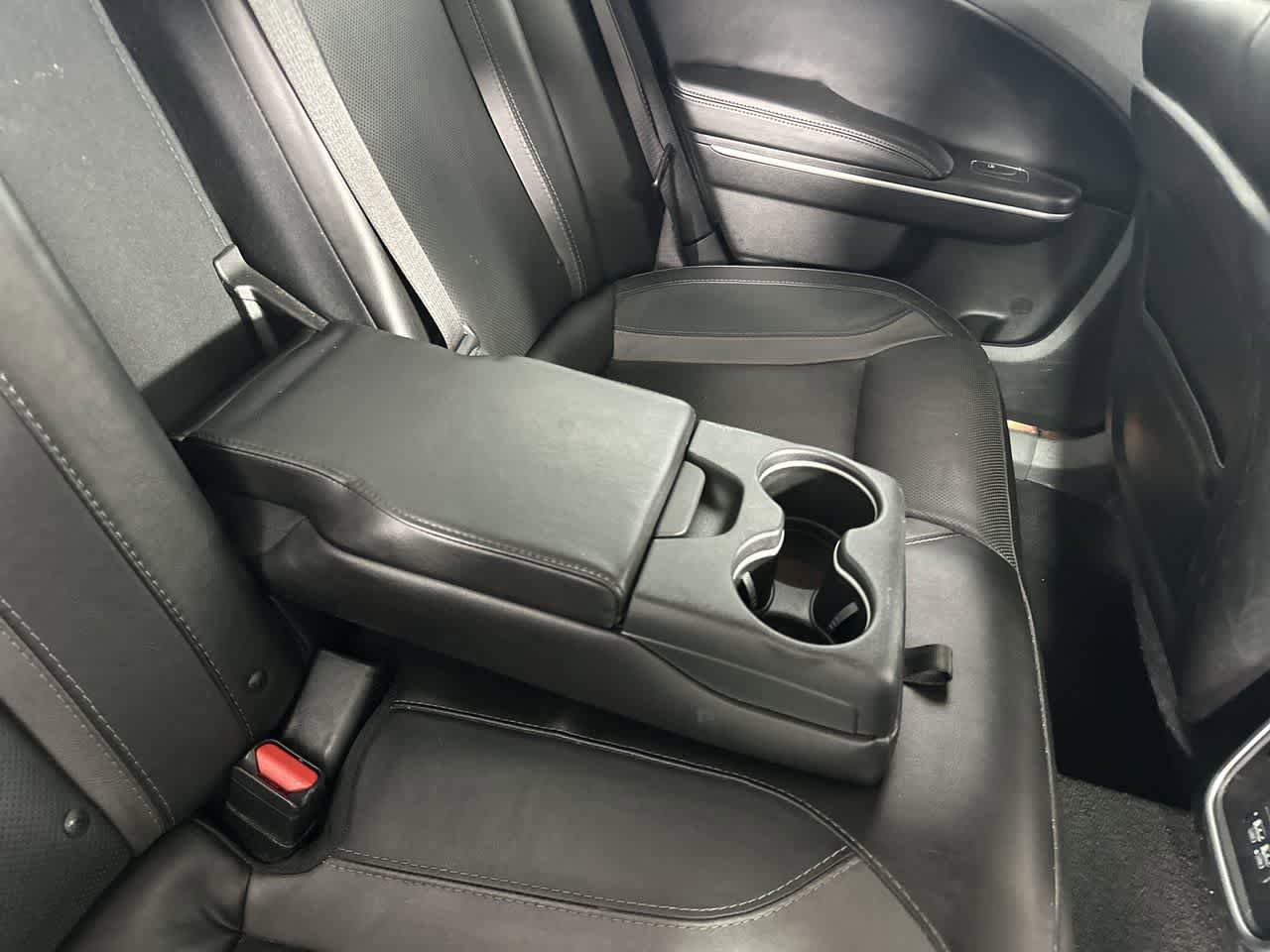 Used 2021 Dodge Charger SXT w/ Leather Interior Group RWD image 27