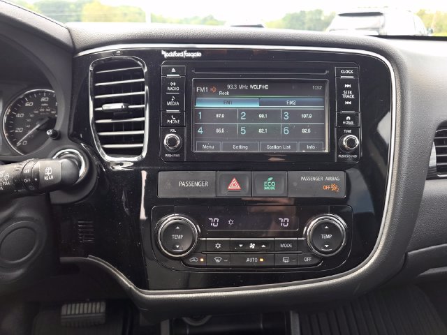 Used 2016 Mitsubishi Outlander GT AWD/4WD image 31