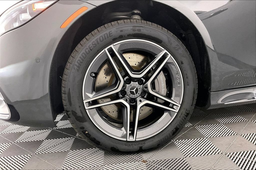 New 2026 Mercedes-Benz S 580 4MATIC Sedan image 11