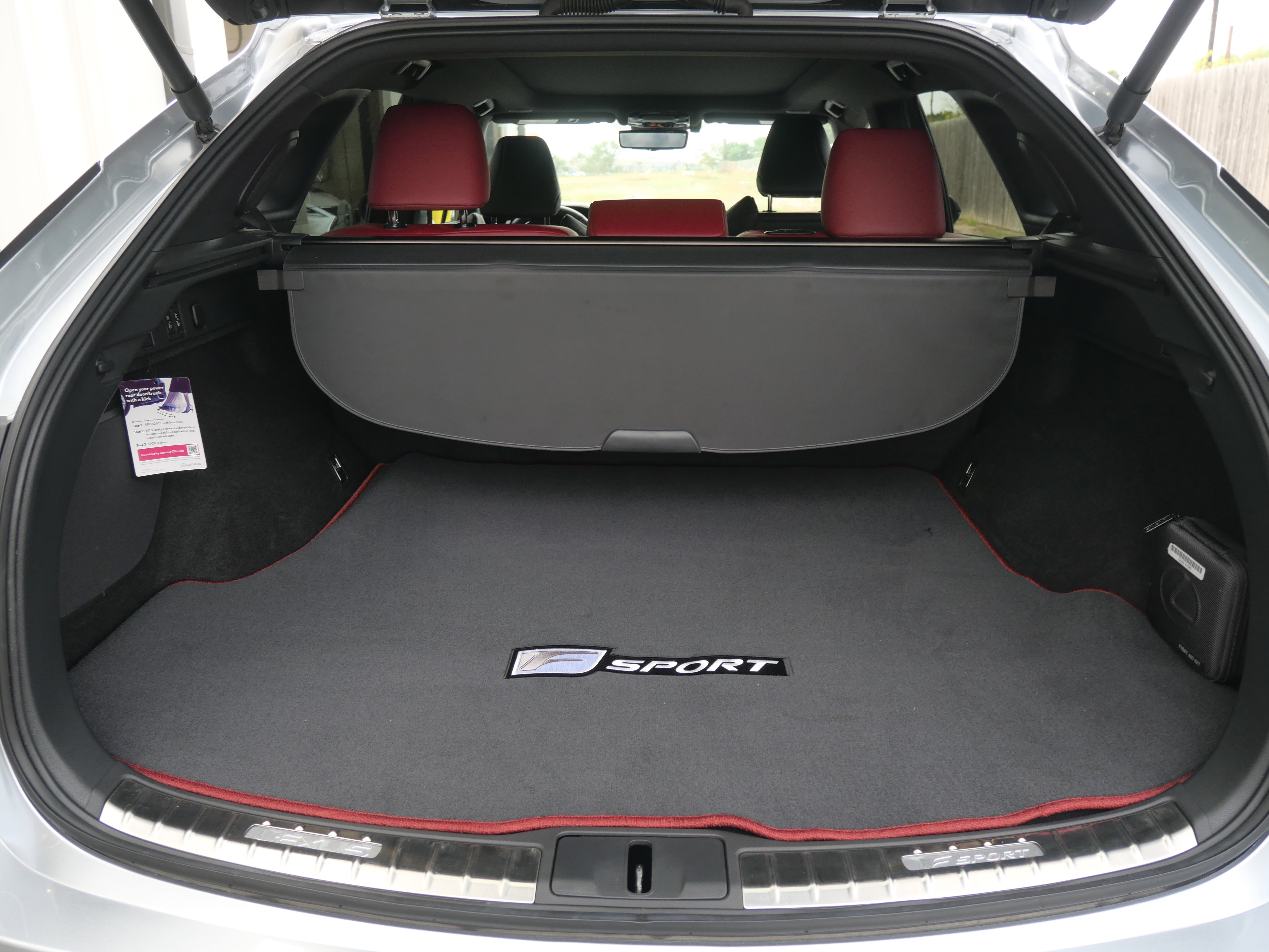 Used 2023 Lexus RX 500h F Sport image 8