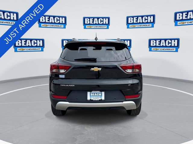 Used 2023 Chevrolet TrailBlazer LT w/ Convenience Package FWD image 7