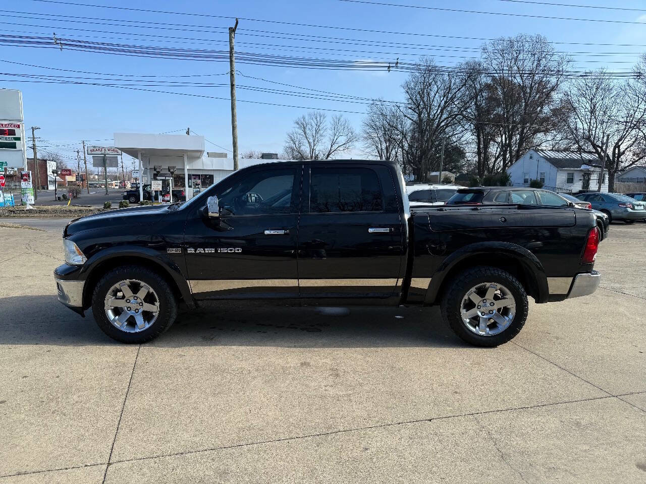 Used 2011 RAM 1500 Laramie image 2