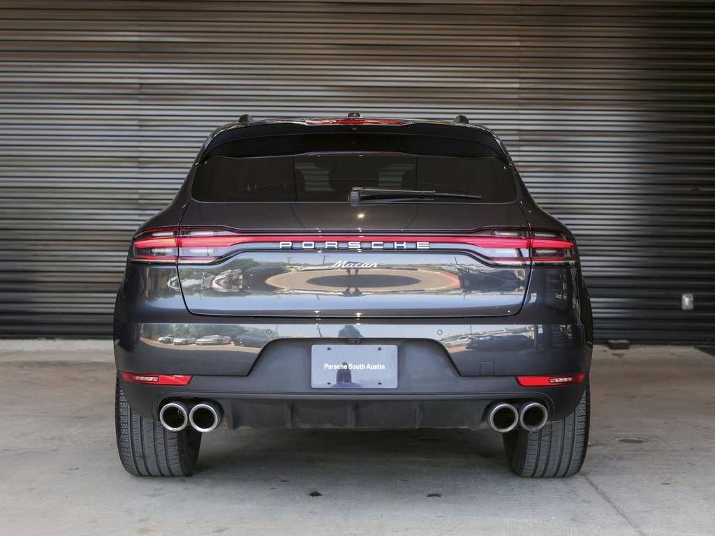 Certified 2021 Porsche Macan image 6