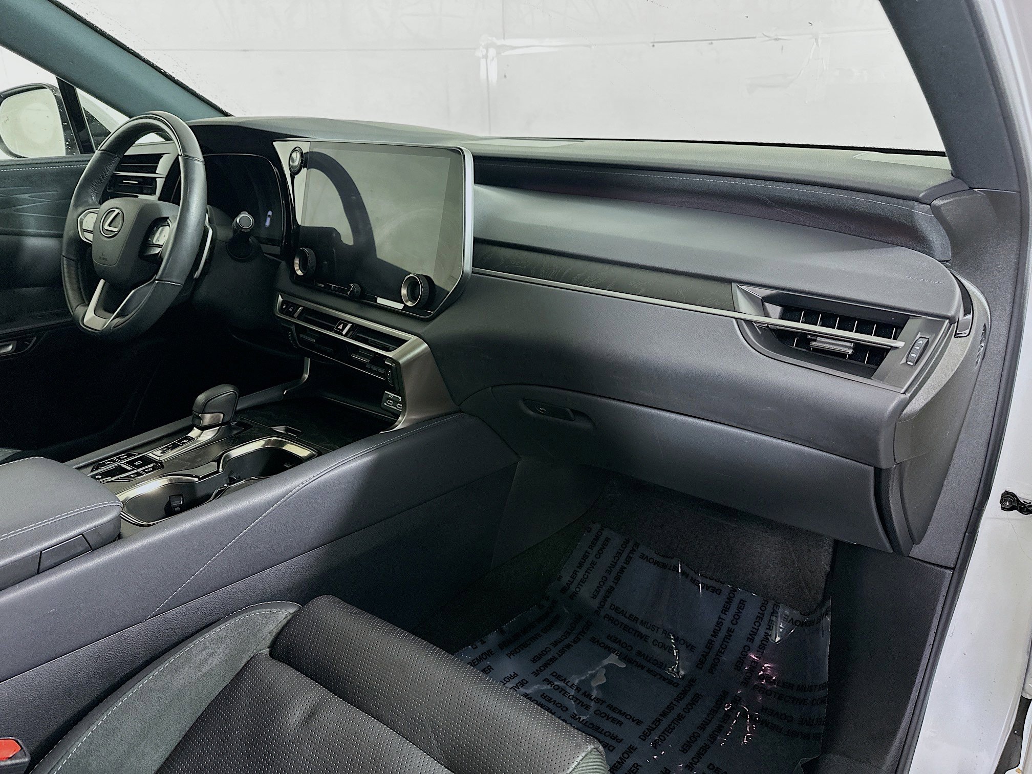 Certified 2023 Lexus RX 350 AWD w/ Accessory Package image 28