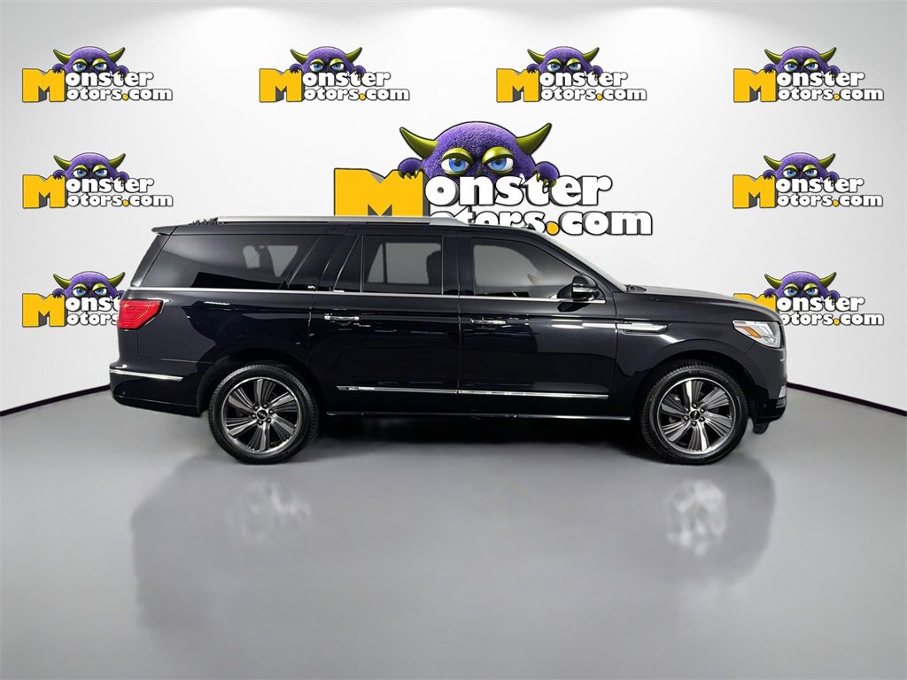 Used 2019 Lincoln Navigator L Reserve image 4
