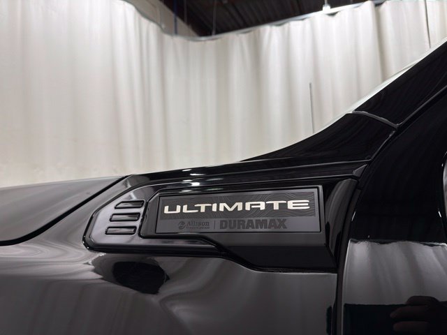 Used 2024 GMC Sierra 2500 Denali Ultimate AWD/4WD image 9