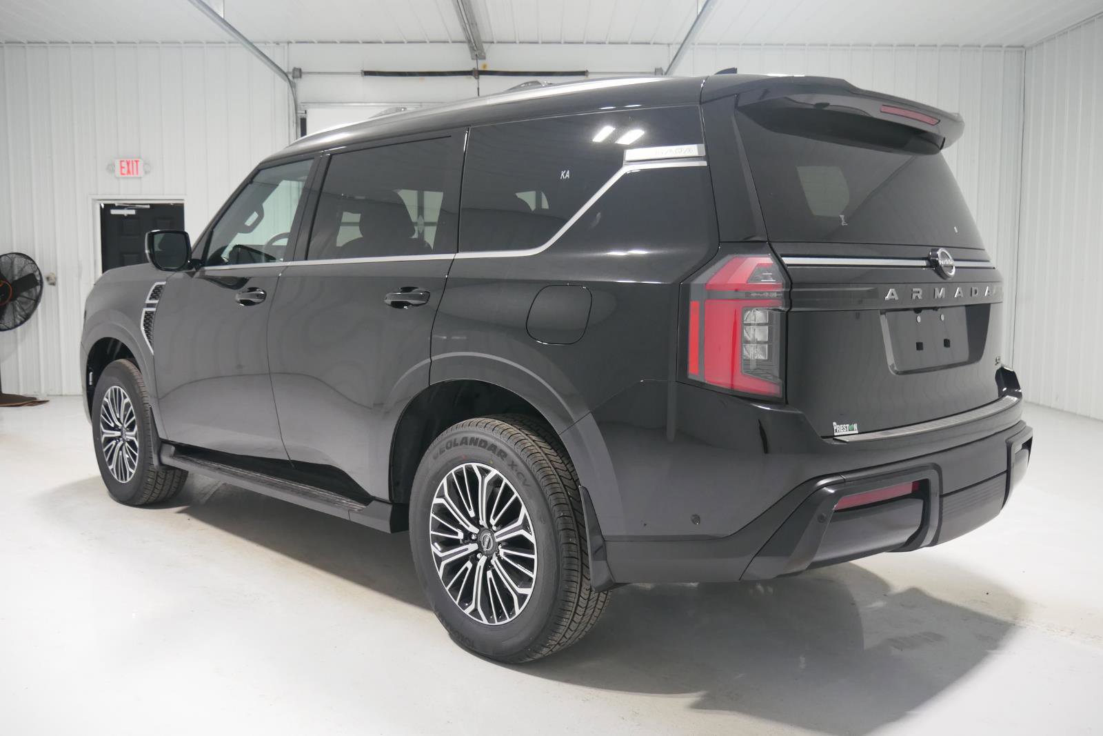 New 2026 Nissan Armada SL w/ Convenience Package image 7