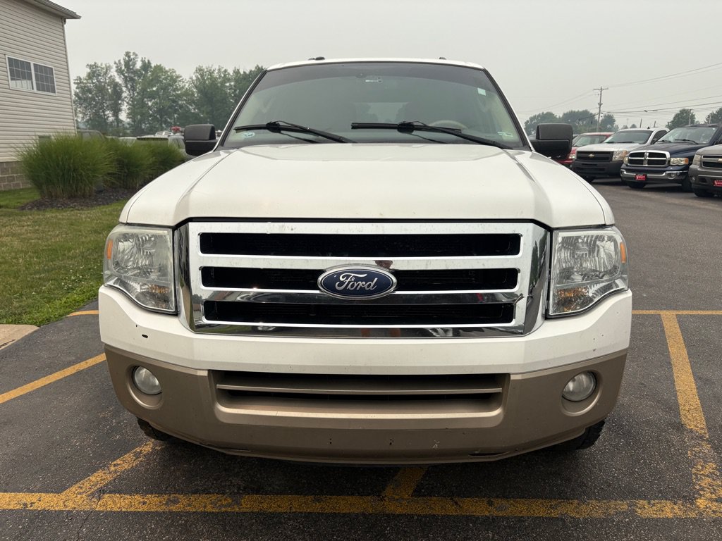 Used 2013 Ford Expedition EL XLT RWD image 3