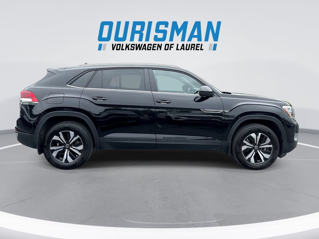 Used 2024 Volkswagen Atlas Cross Sport SE AWD/4WD image 9