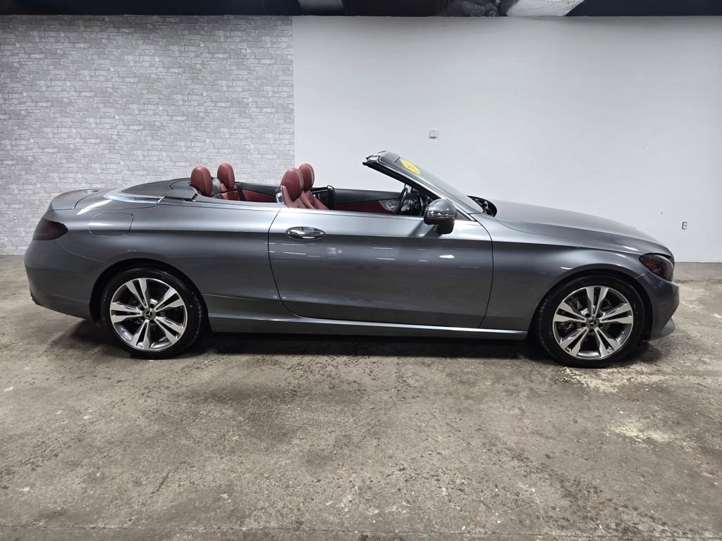 Used 2017 Mercedes-Benz C 300 4MATIC Cabriolet image 5