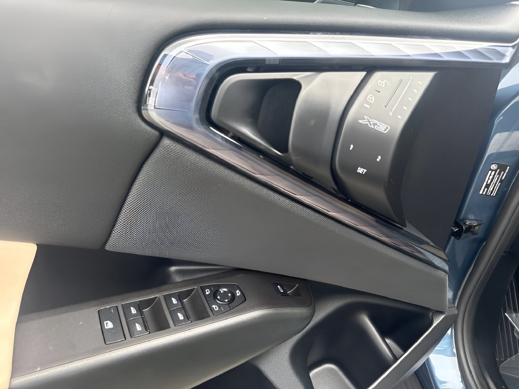 Used 2025 BMW X3 xDrive30i AWD/4WD image 19