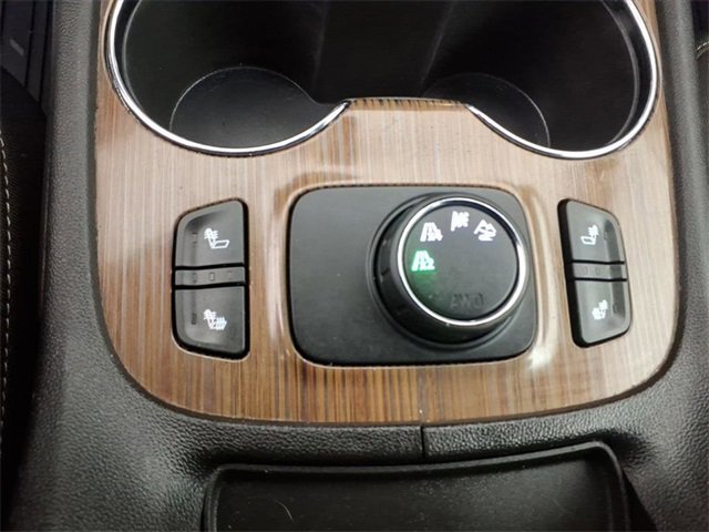 Used 2020 GMC Acadia SLE w/ Driver Convenience Package image 23