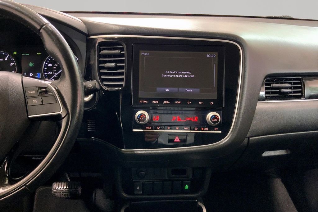 Used 2020 Mitsubishi Outlander LE FWD image 9
