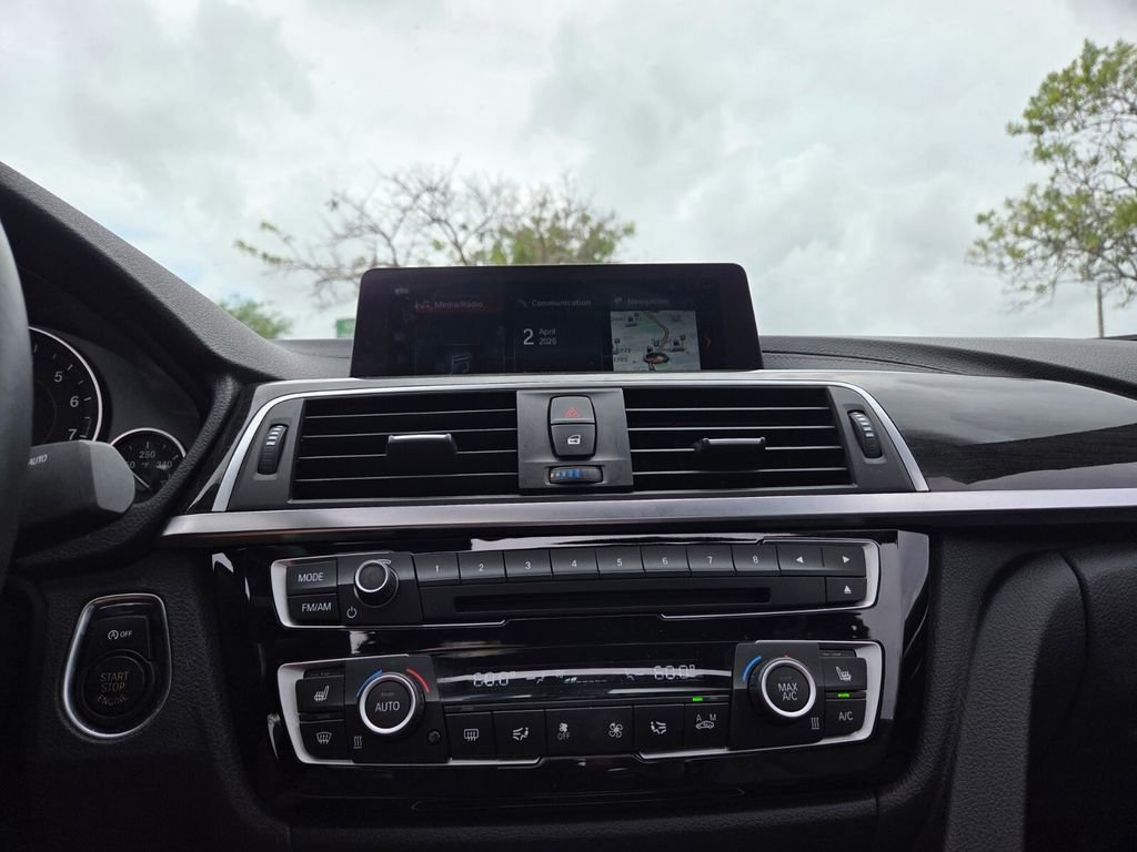 Used 2019 BMW 440i Convertible RWD image 23
