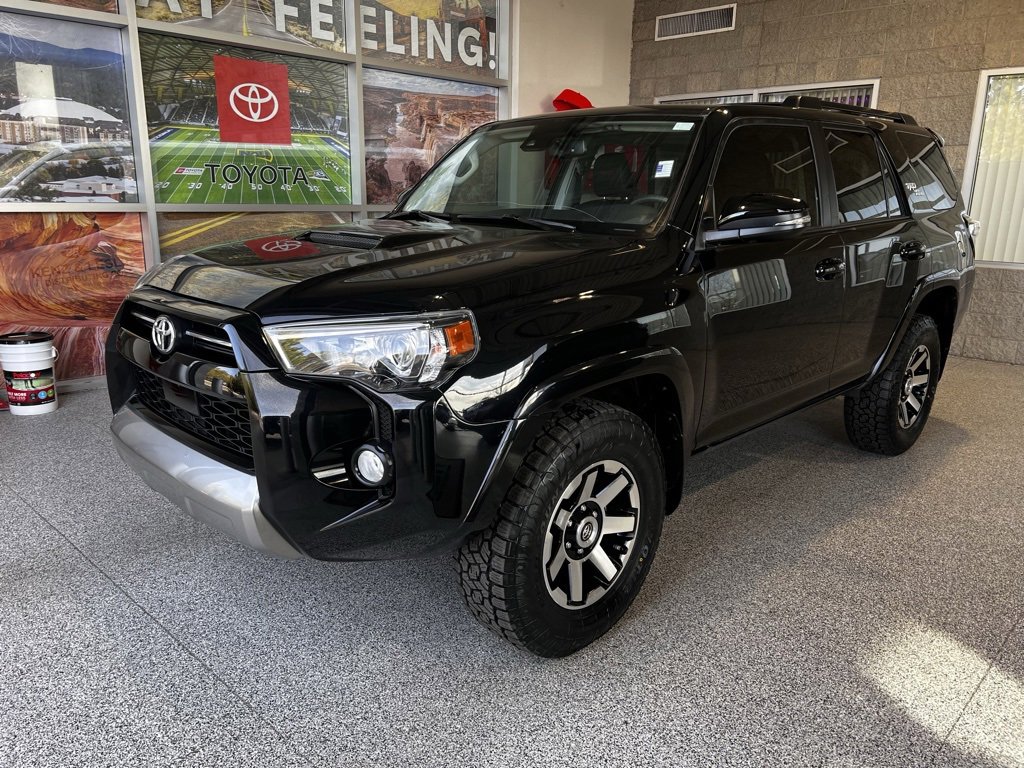 Used 2020 Toyota 4Runner TRD Off-Road Premium image 3
