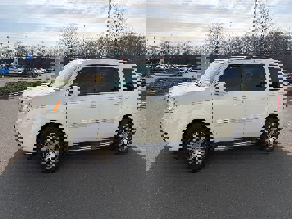 Used 2015 Honda Pilot Touring image 4