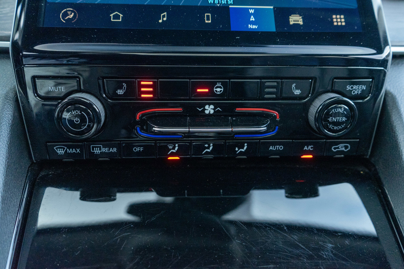 Used 2022 Jeep Grand Cherokee L Limited image 21