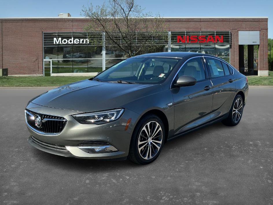 Used 2019 Buick Regal Essence w/ Driver Confidence Package I