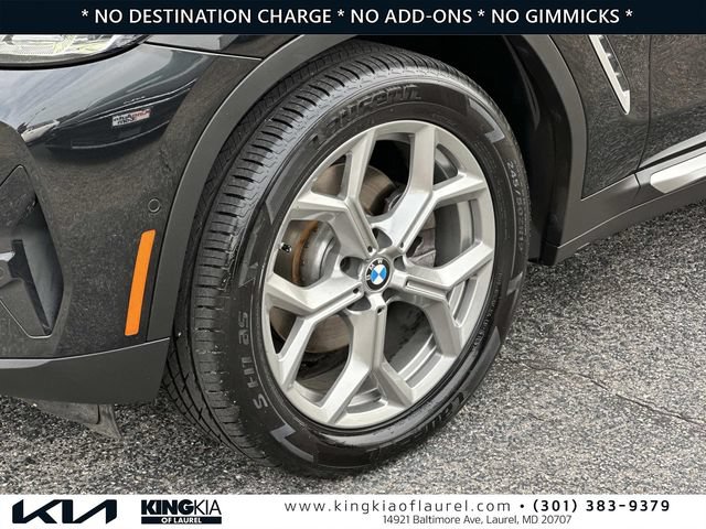 Used 2024 BMW X4 xDrive30i w/ Parking Assistance Package AWD/4WD image 30