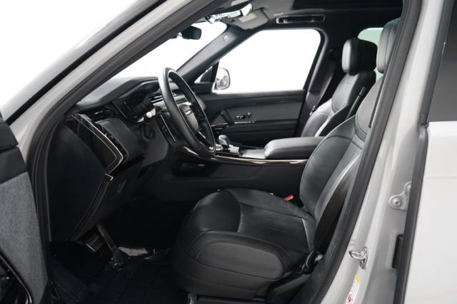 Used 2024 Land Rover Range Rover Sport Dynamic SE image 15