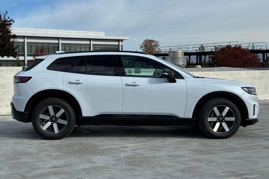 New 2026 Honda Prologue Touring image 3