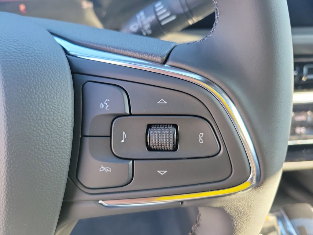 New 2025 Buick Envista Sport Touring FWD image 29