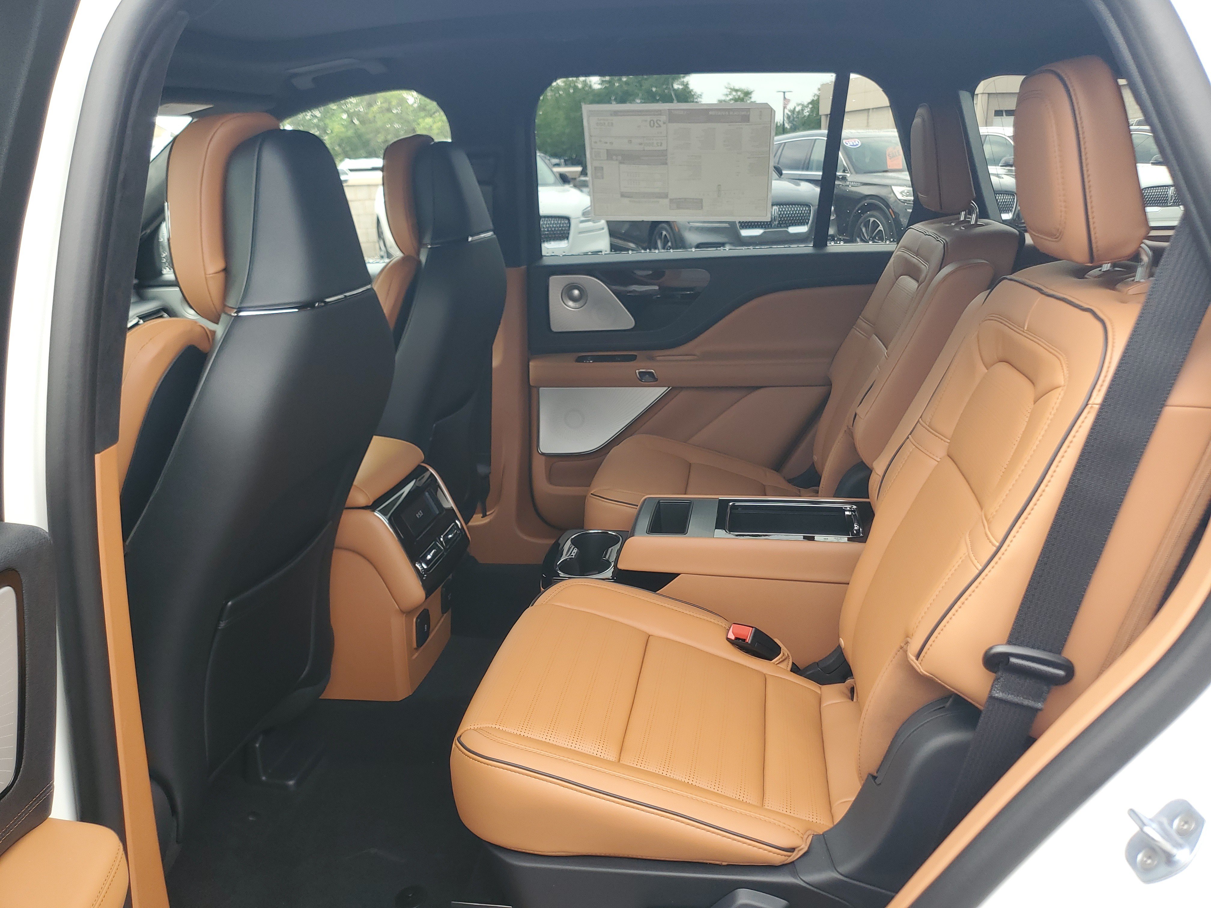 New 2027 Lincoln Aviator Black Label w/ Dynamic Handling Package AWD/4WD image 23