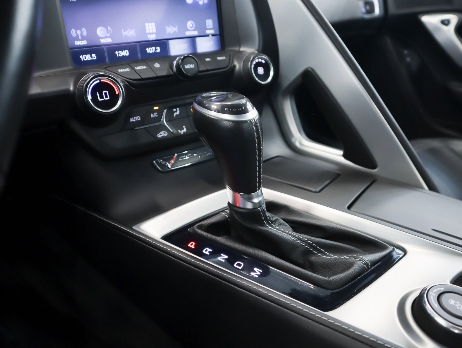 Used 2019 Chevrolet Corvette Stingray Coupe w/ 1LT image 15