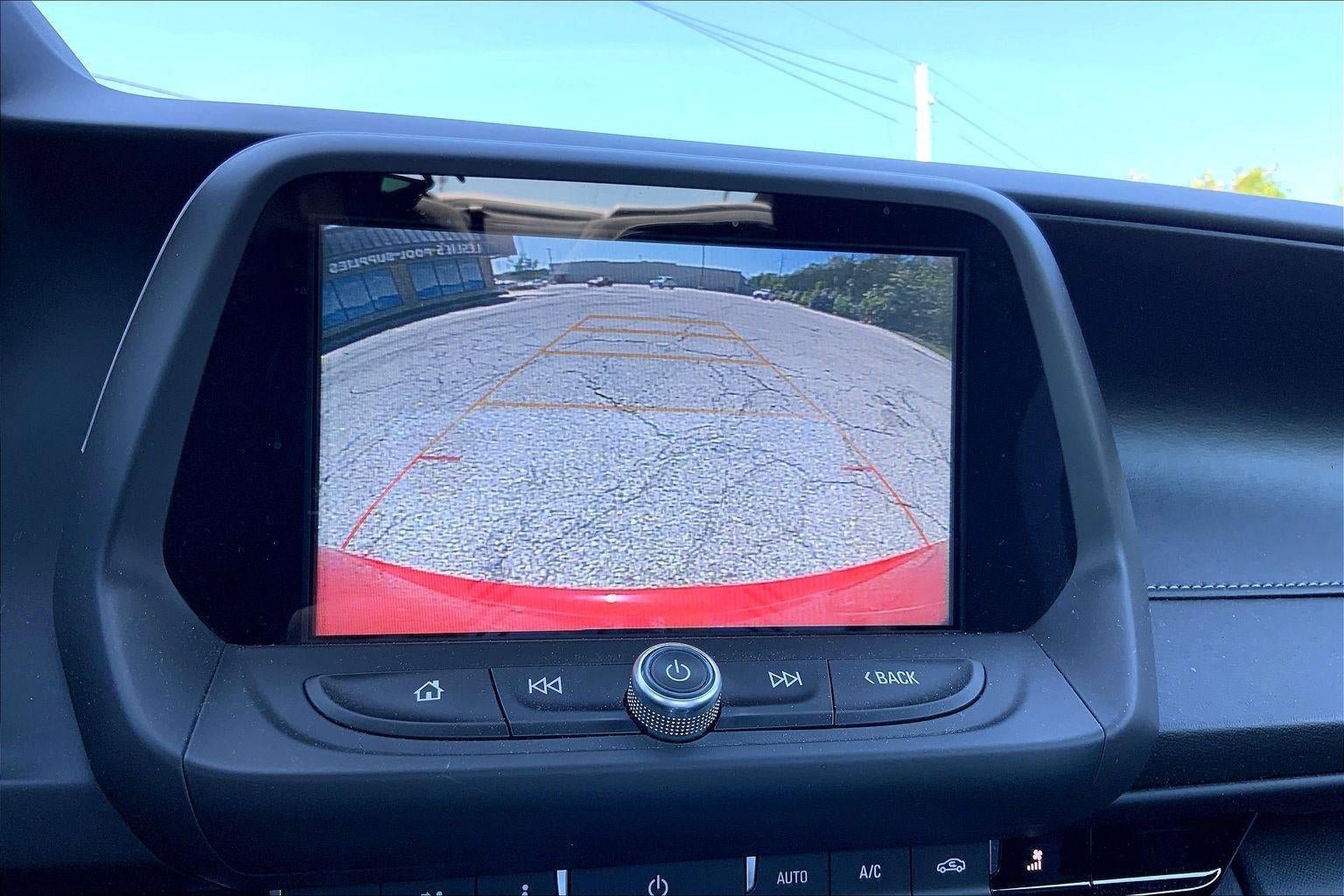 Used 2018 Chevrolet Camaro LT w/ Technology Package RWD image 19
