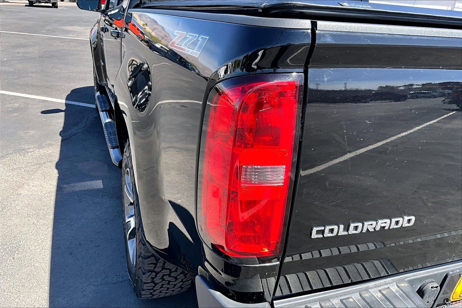 Used 2015 Chevrolet Colorado Z71 AWD/4WD image 29