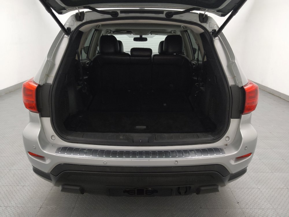 Used 2017 Nissan Pathfinder SL w/ SL Premium Package FWD image 29
