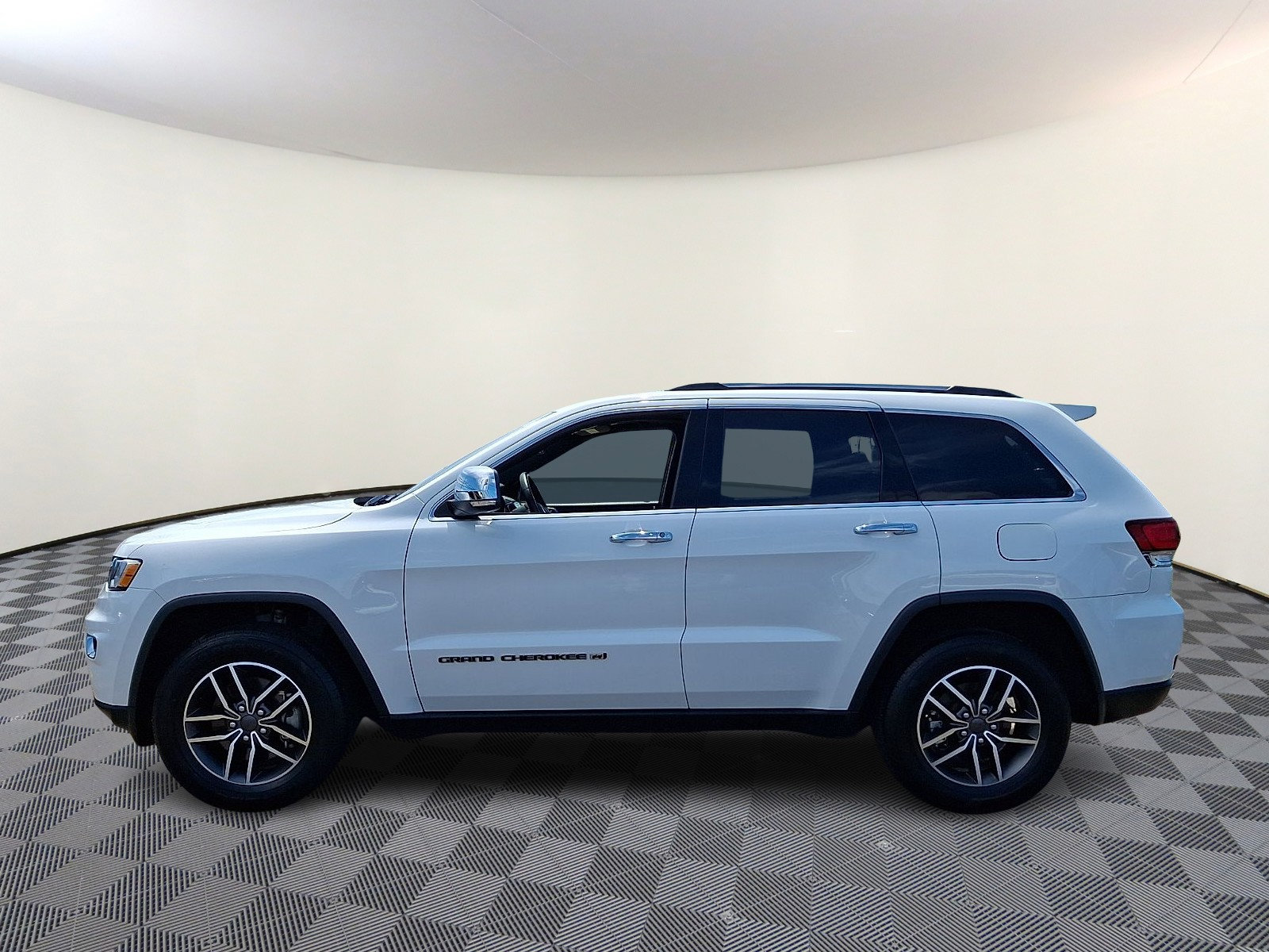 Used 2022 Jeep Grand Cherokee Limited AWD/4WD image 4