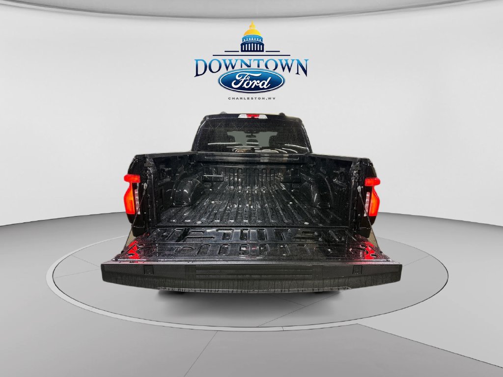 Used 2023 Ford F150 Lightning XLT AWD/4WD image 34