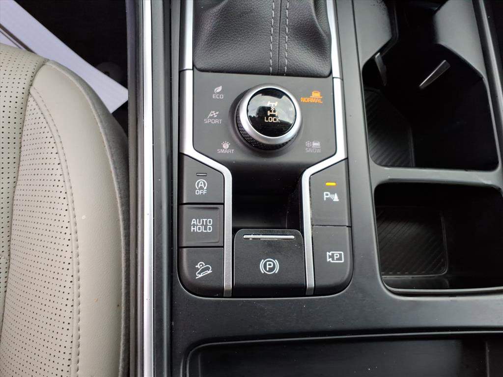 Used 2024 Kia Sorento S w/ Panoramic Sunroof Package image 19