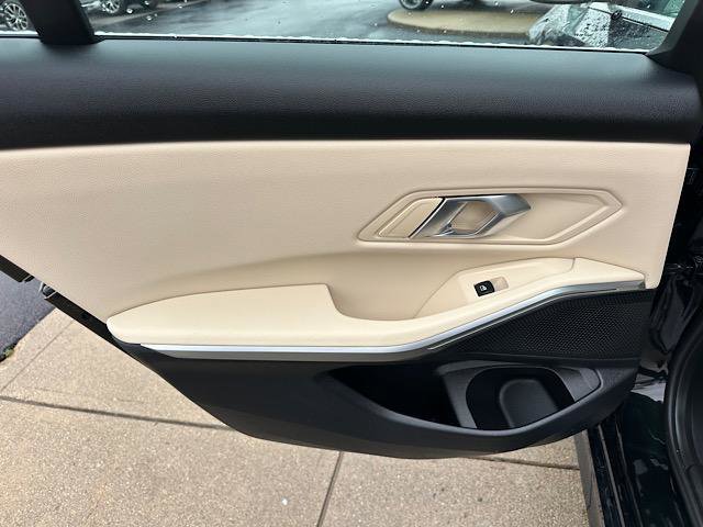 Certified 2025 BMW 330i xDrive Sedan w/ Premium Package image 19