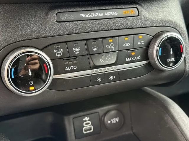 Used 2025 Ford Escape ST-Line FWD image 37