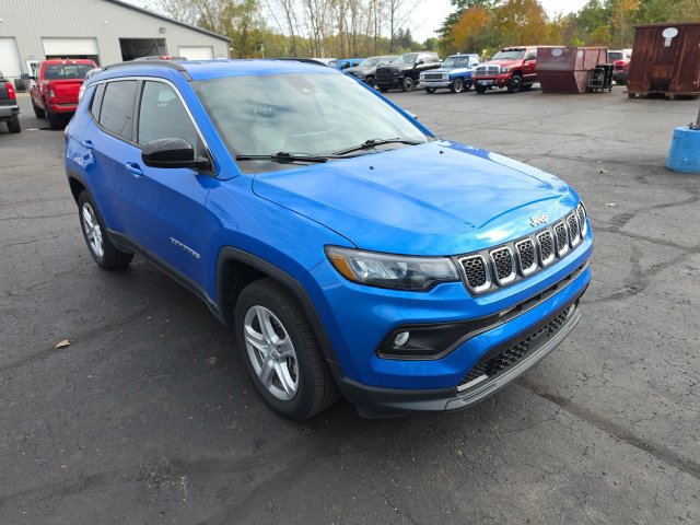 Used 2023 Jeep Compass Latitude w/ Convenience Group