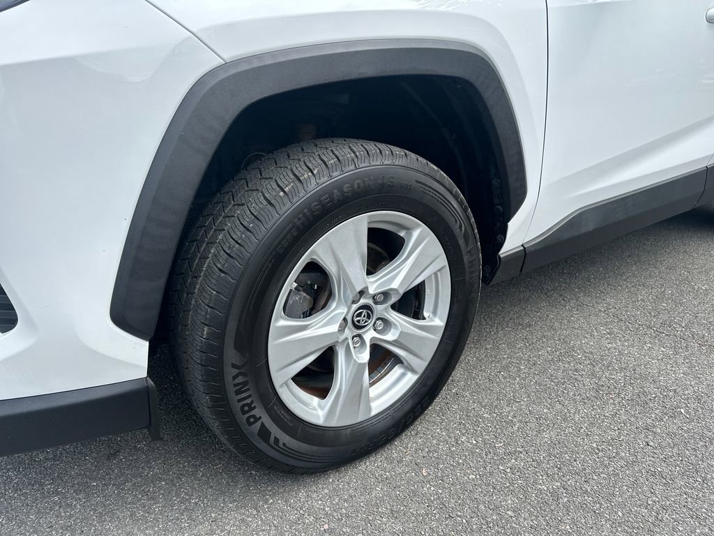 Used 2019 Toyota RAV4 XLE w/ Convenience Package AWD/4WD image 7