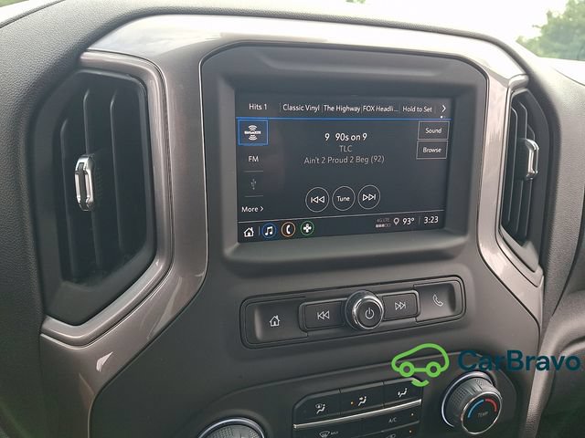 Used 2025 Chevrolet Silverado 1500 Custom w/ Turbomax Blackout Package AWD/4WD image 17