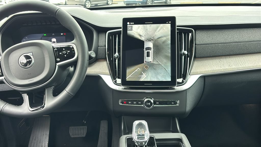 New 2026 Volvo XC90 B6 Ultra w/ Protection Package AWD/4WD image 6