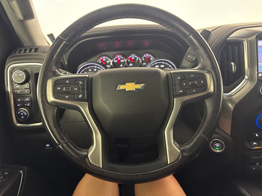 Used 2021 Chevrolet Silverado 1500 LTZ w/ LTZ Premium Package AWD/4WD image 25