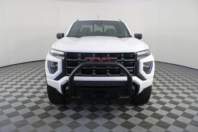 New 2026 GMC Canyon AT4 w/ Off-Road Front Bumper Package image 25