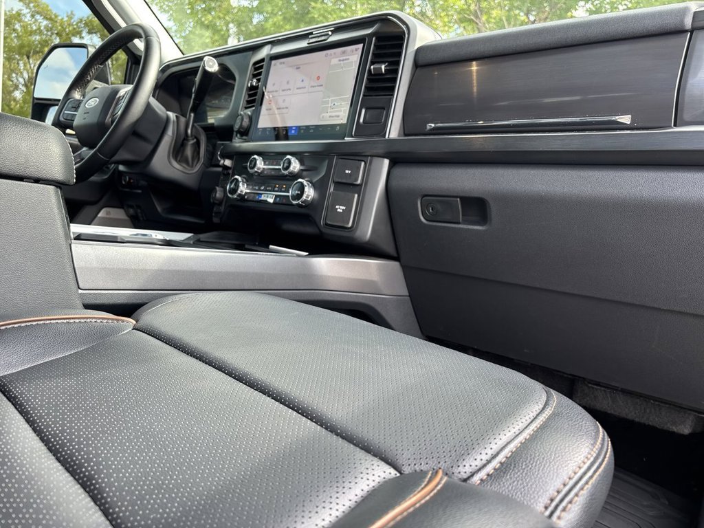 Used 2025 Ford F250 Lariat w/ Lariat Ultimate Package AWD/4WD image 33