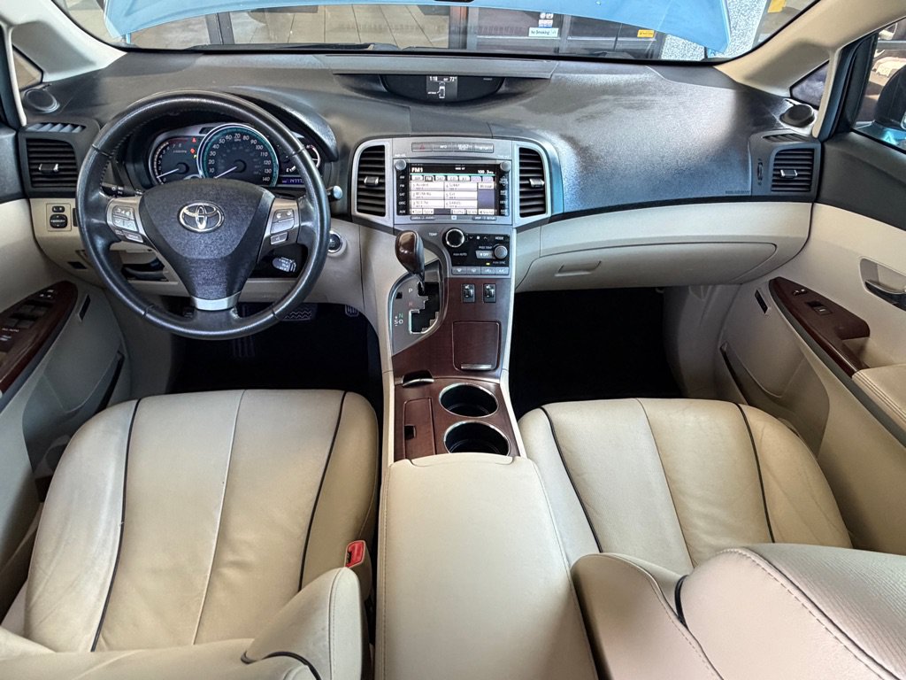 Used 2012 Toyota Venza Limited w/ Tow Pkg AWD/4WD image 25