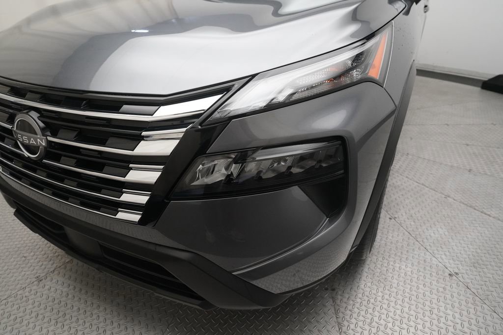 Certified 2024 Nissan Rogue SV w/ SV Premium Package image 22