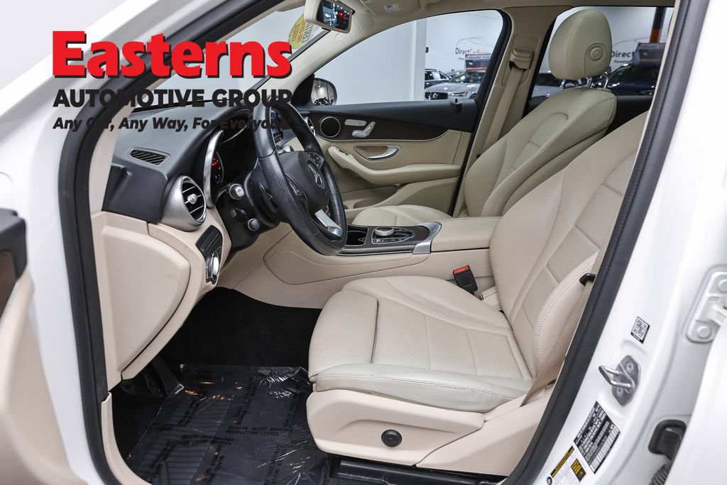 Used 2019 Mercedes-Benz GLC 300 4MATIC image 14